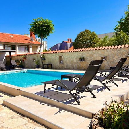 Ferienwohnung Azzurro Mare Pula Exterior foto