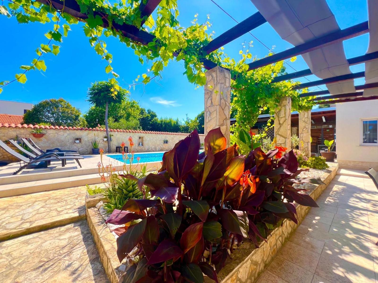 Ferienwohnung Azzurro Mare Pula Exterior foto