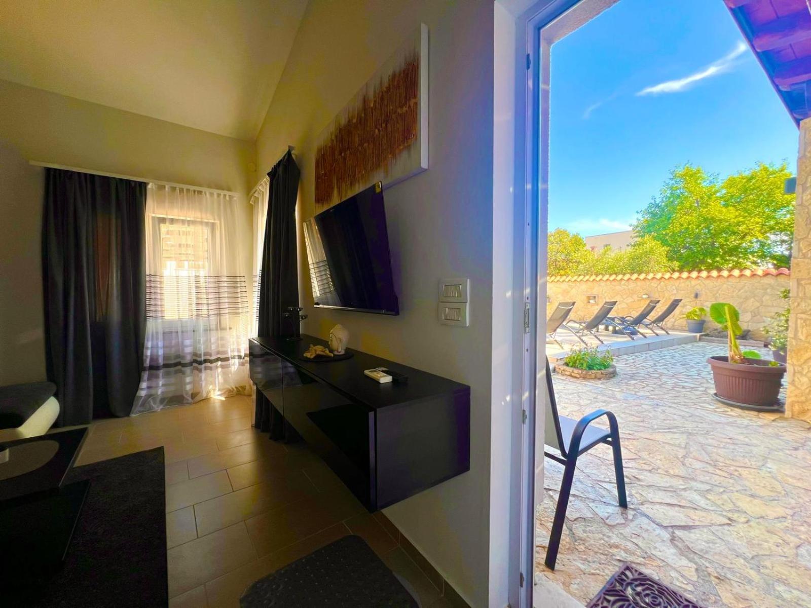 Ferienwohnung Azzurro Mare Pula Exterior foto
